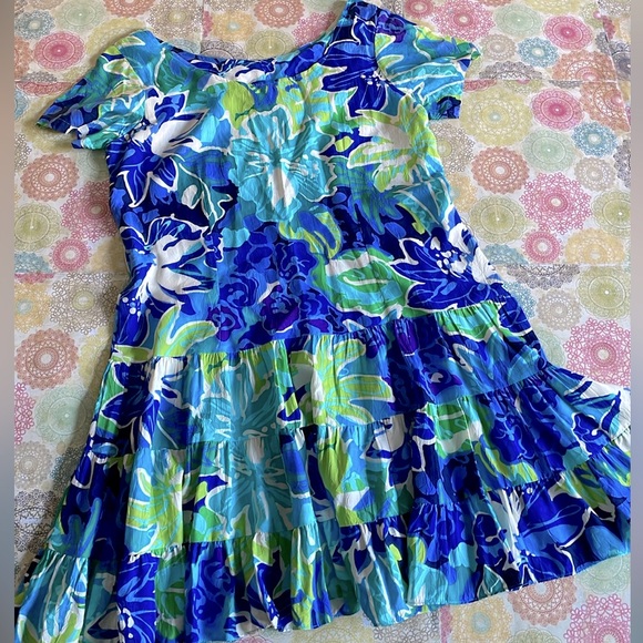 Hilo Hattie Vintage Shortsleeved Hawaiian Floral Dress - Picture 1 of 6